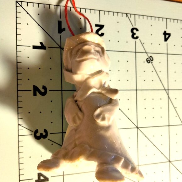 White Dog in Dress Bonnet Vintage Rustic Primitive Unique Ceramic Pinch Art OOAK - Picture 6 of 7